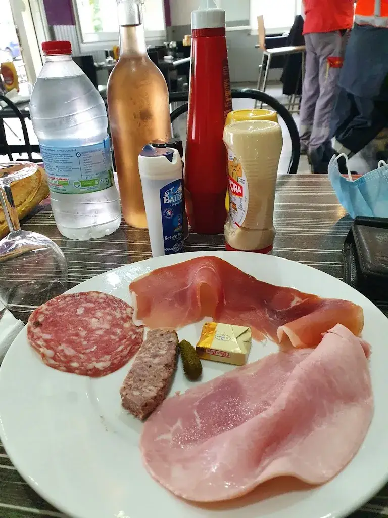 Menu_Bar de la plaine_Saint-Hilaire-de-Brethmas_image_9