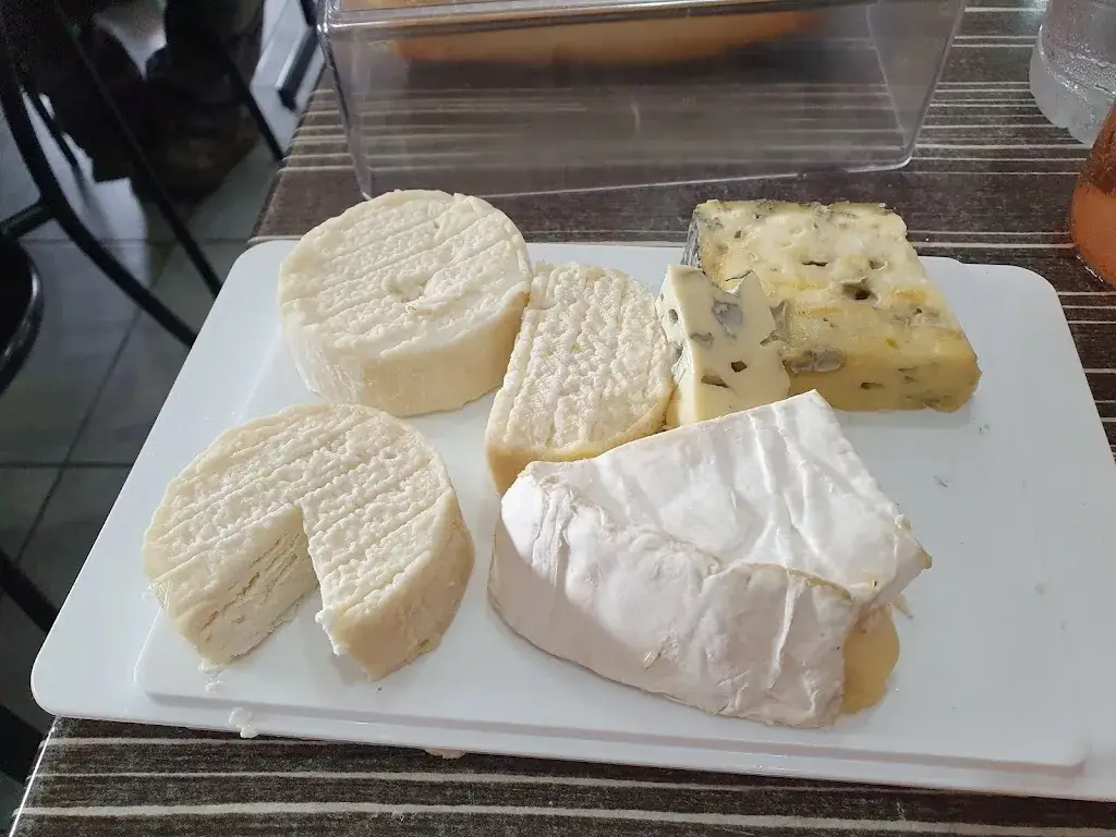 Bar de la plaine_Saint-Hilaire-de-Brethmas_slider_image_3