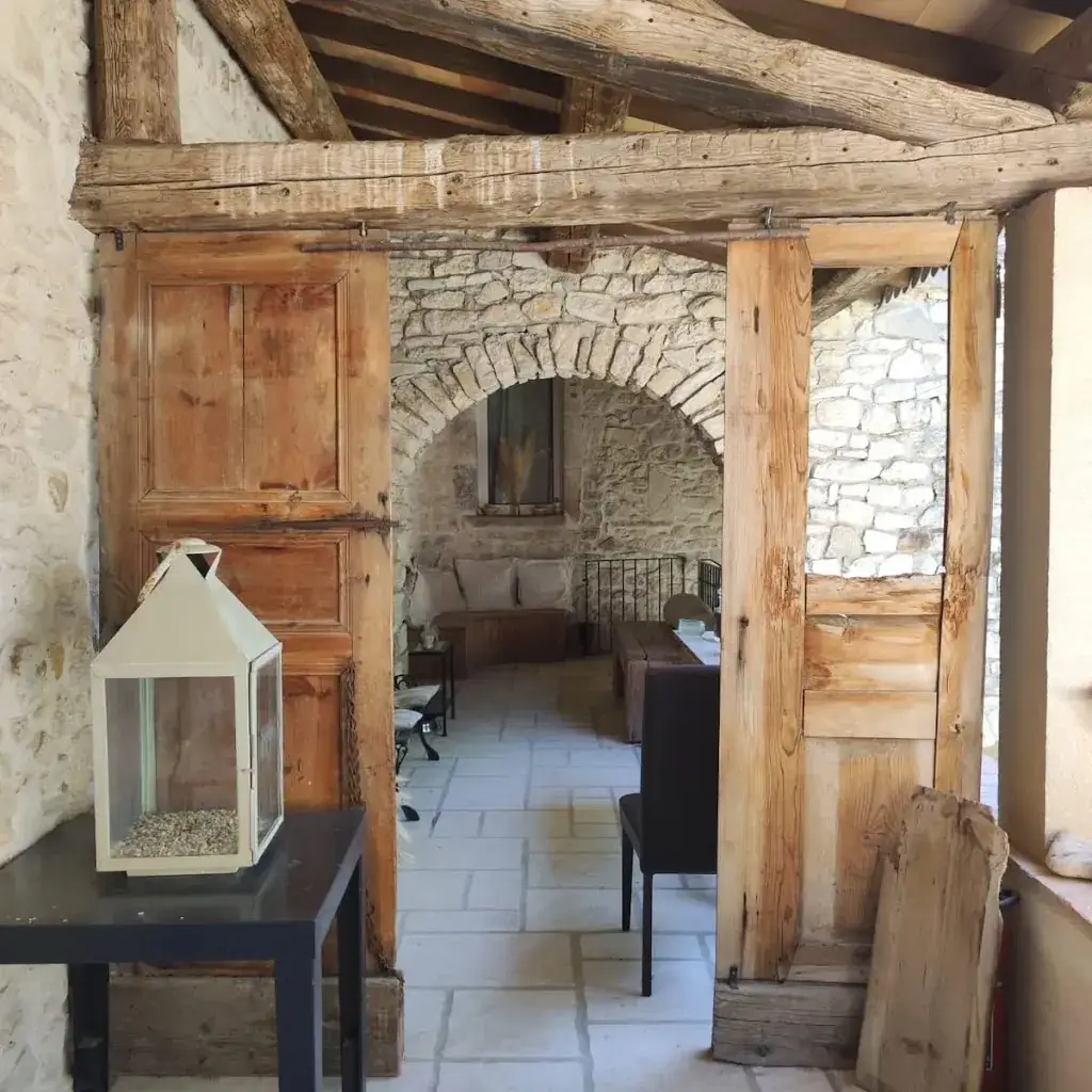 Sébastien PAUTASSO-CHADOUTAUD_COMPTOIR SAINT-HILAIRE_Saint-Hilaire-de-Brethmas_review