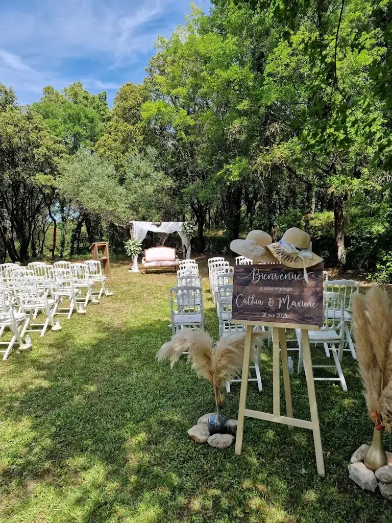 MAXIME DES COURIERES_COMPTOIR SAINT-HILAIRE_Saint-Hilaire-de-Brethmas_review