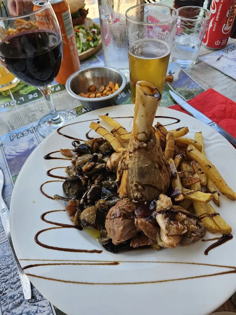 alexandre achard_La table de l'ours_Saint-Girons_review