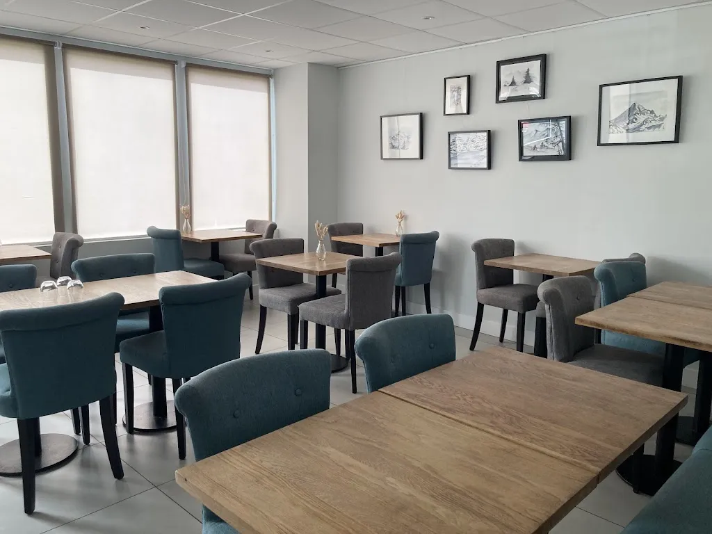 Jardin Bleu - Chambres d'hôtes & Restaurant_Saint-Girons_slider_image_3