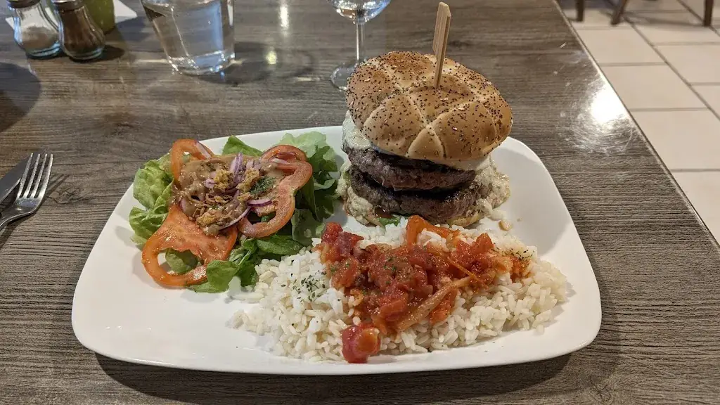 La Taverne_Maurs_slider_image_2