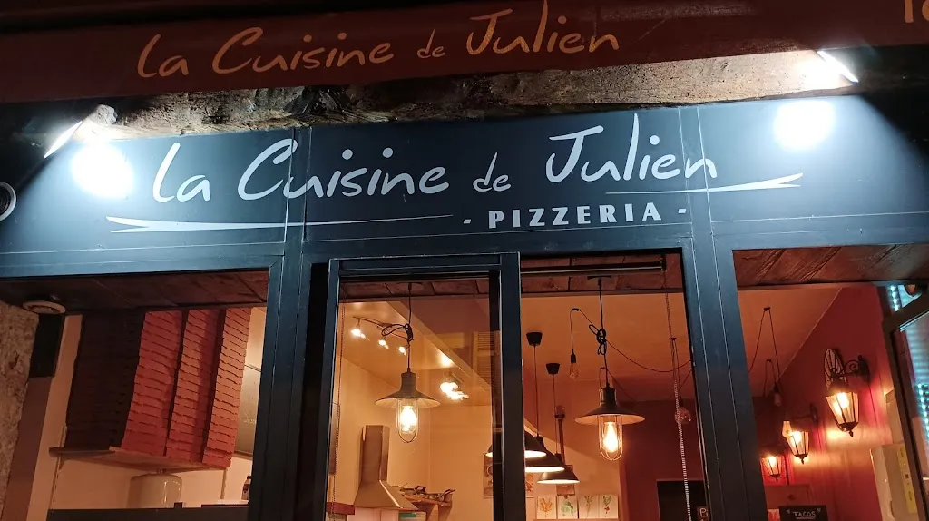 la cuisine de julien restaurant in Saint-Girons