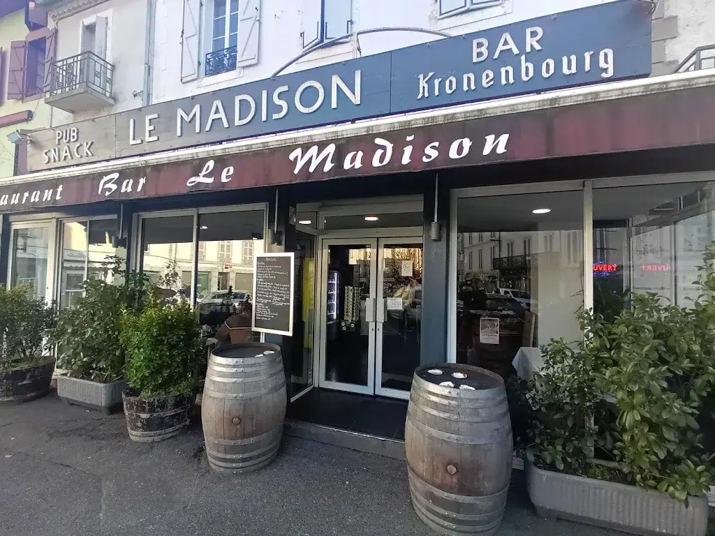 Michel Daumas_Bar Restaurant LeMadison_Saint-Girons_review