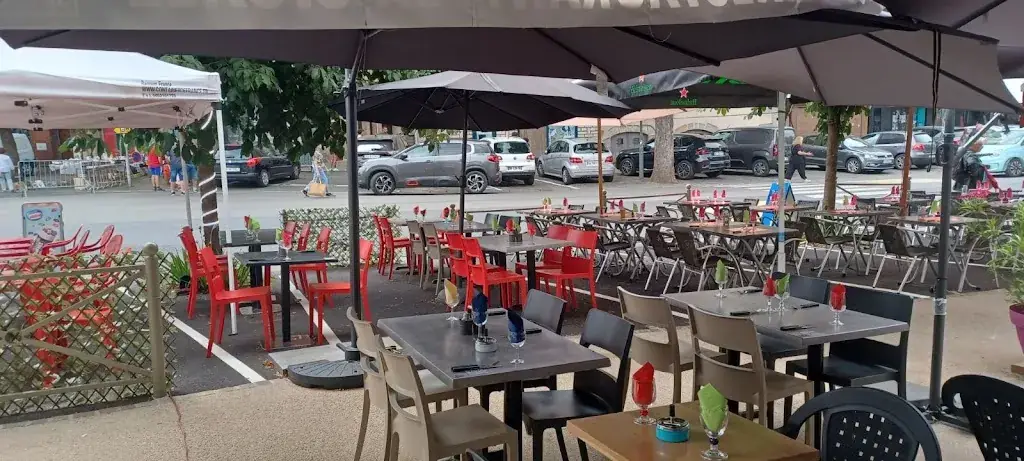 restaurant la cigale restaurant in Maurs