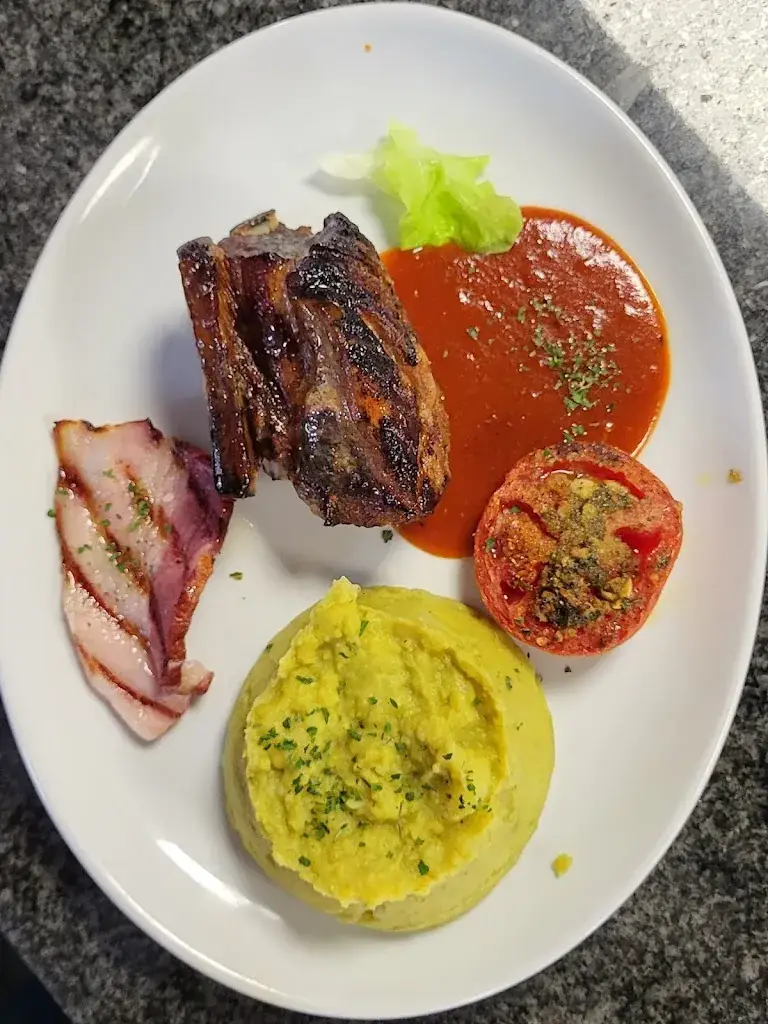 Le regalat_Eycheil_slider_image_3