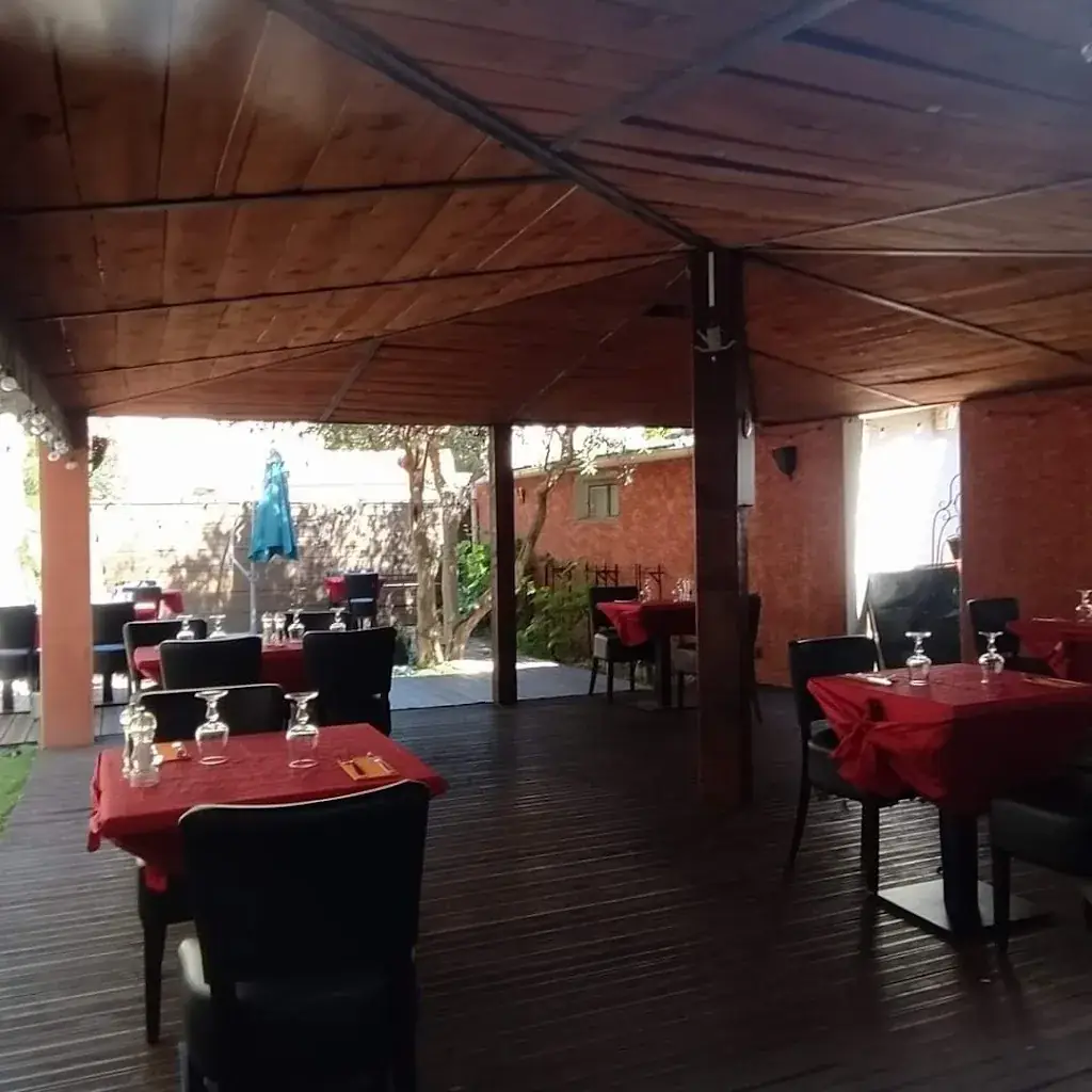 Le Jardin Secret saint Gilles gard restaurant in Saint-Gilles