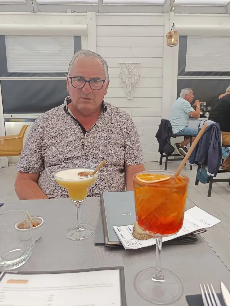 Florence Dujardin_L'ardoise_Saint-Gilles-Croix-de-Vie_review