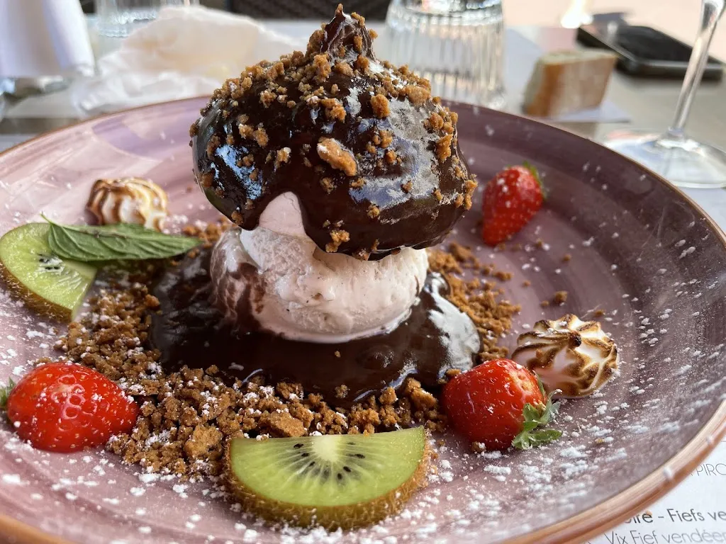 Restaurant Le Saint Gilles_Saint-Gilles-Croix-de-Vie_slider_image_2