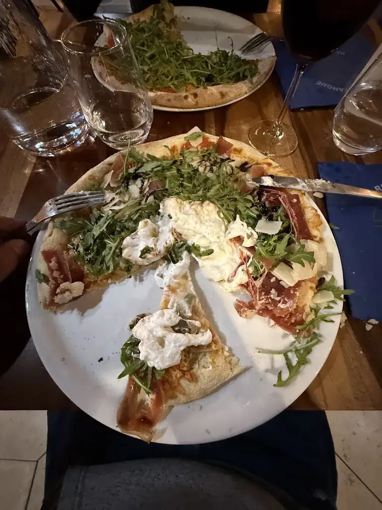 sSspencerRr_La Restanque_Saint-Gilles_review