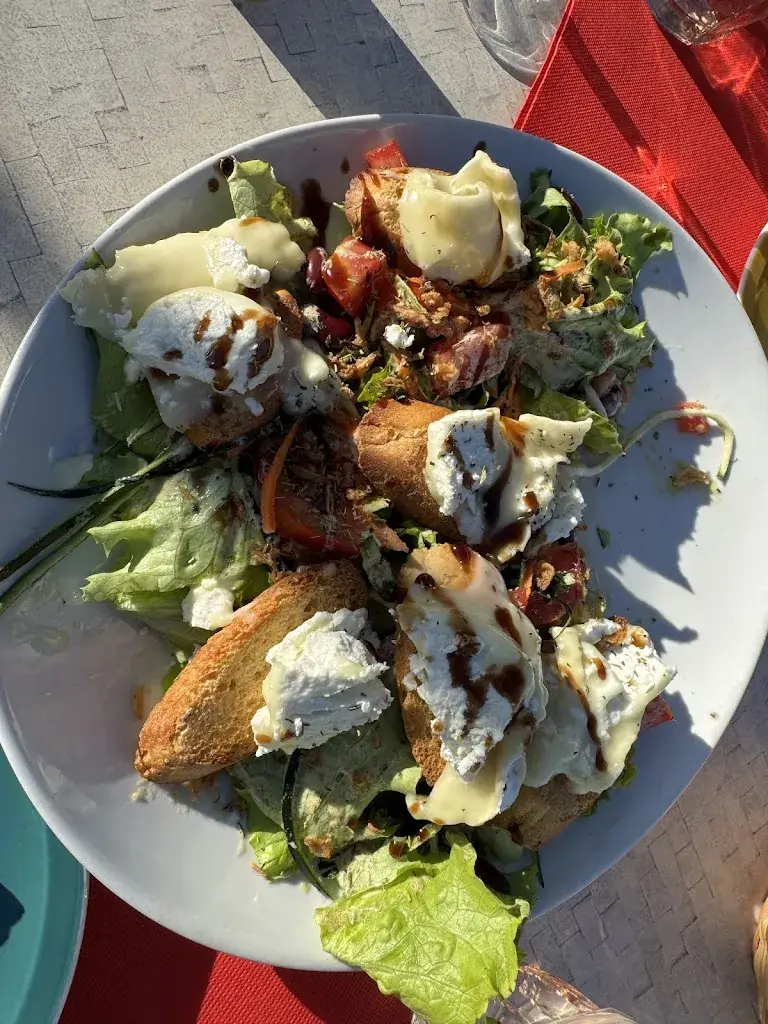 Klaus Heitmeier_La Pause Du Port_Saint-Gilles_review