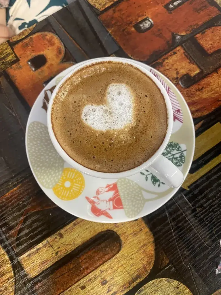 La Pause Du Port_Saint-Gilles_slider_image_3