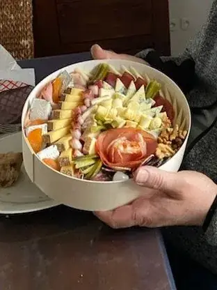 Katia Gavelle_Bibine et Ripaille_Saint-Gilles_review