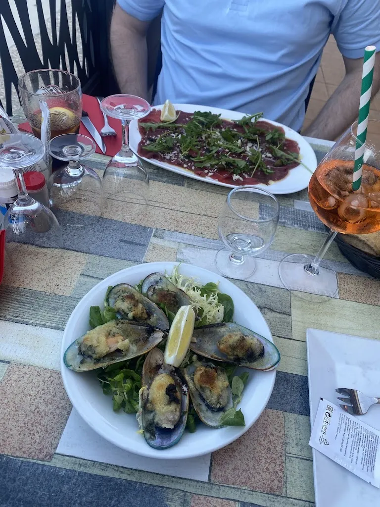 Celine Schüpbach_ Aux Goûts Du Monde_Saint-Gilles_review