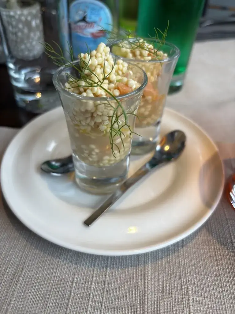 Léa Vancappel_La Cotriade_Saint-Gilles-Croix-de-Vie_review