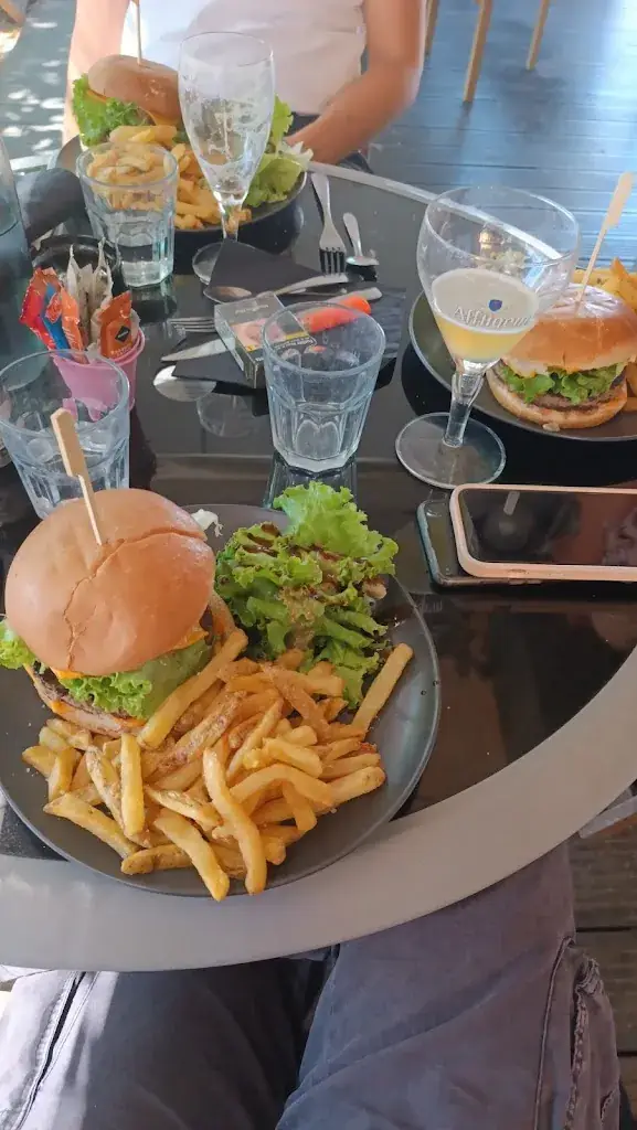 Angela_Le paddock_Saint-Jean-de-Védas_review