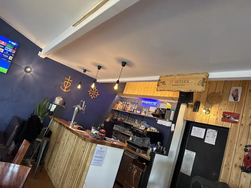 Christel Lavaud_Le paddock_Saint-Jean-de-Védas_review