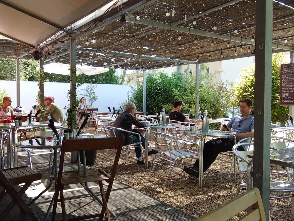 Frederic Galtier_Le paddock_Saint-Jean-de-Védas_review