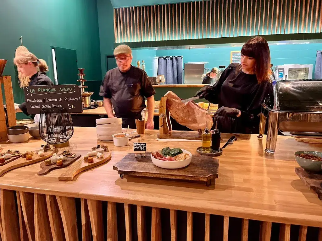 Carpe Diem restaurant in Saint-Jean-du-Falga