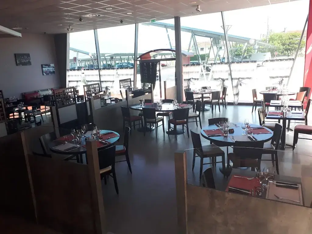 Restaudis restaurant in Saint-Jean-du-Falga