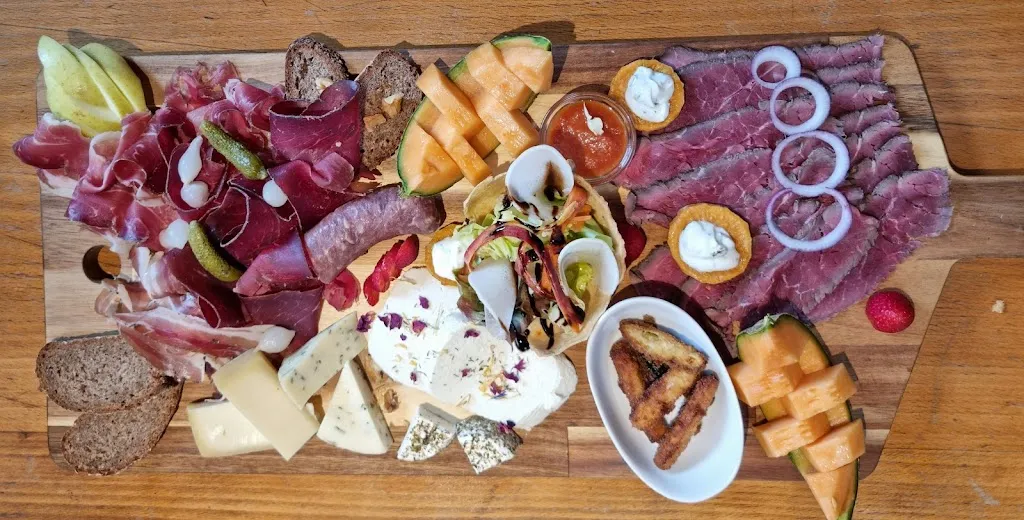 A. M._Café-restaurant 