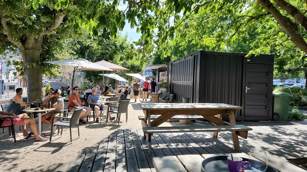 Terrasse du Saint Jean Restaurant in Nyon
