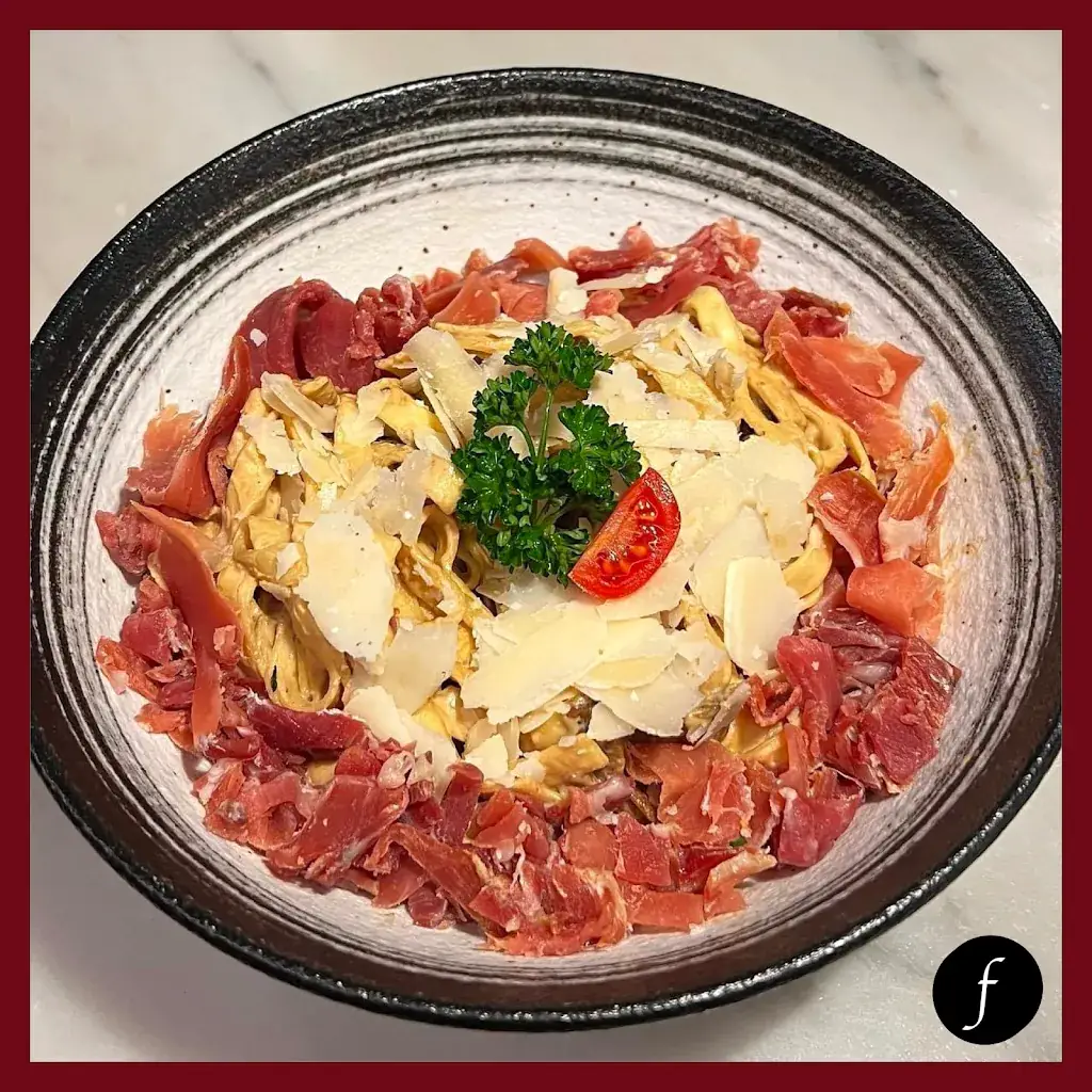 Fiston - Bouchon Lyonnais _Lyon_slider_image_3