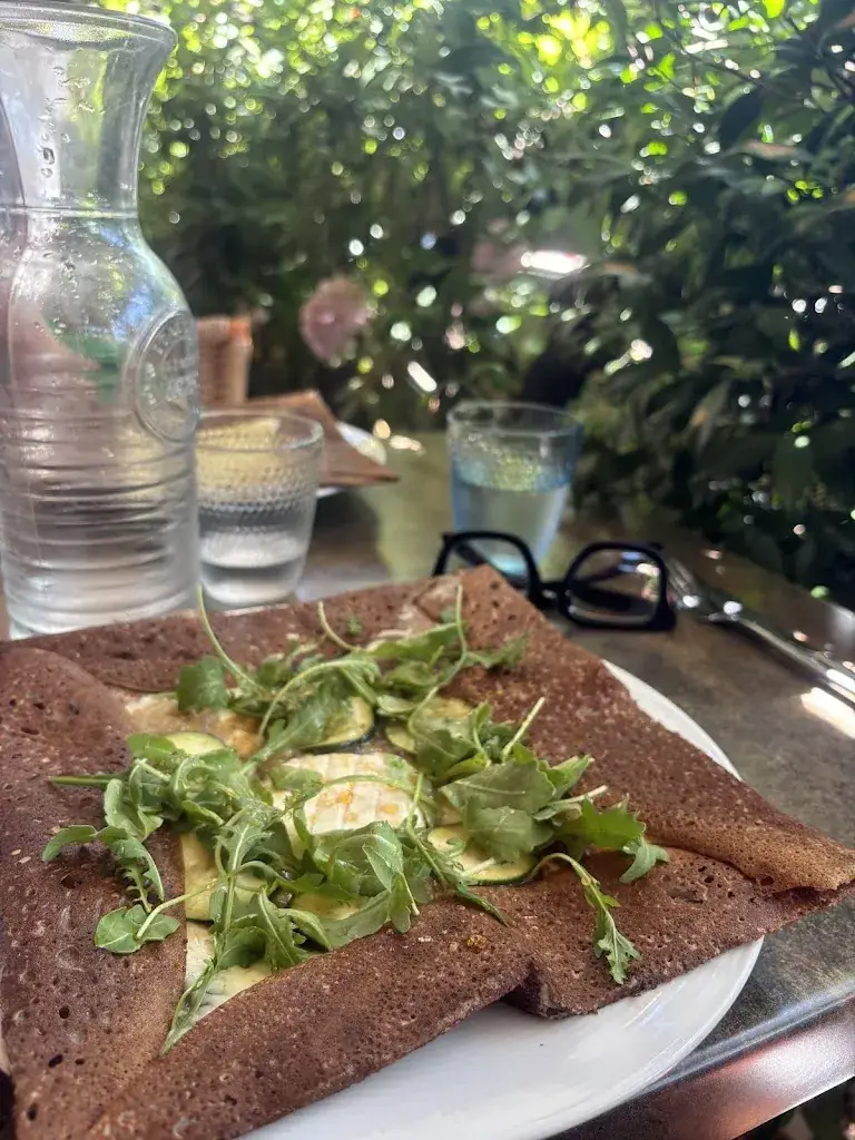 Nina RAYNAUD_LETTRES ET METS_Saint-Jean-du-Gard_review