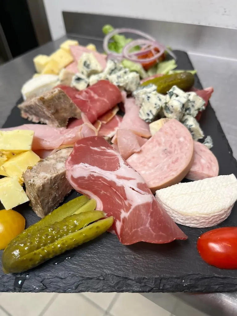 Menu_L'Entre Deux_Saint-Santin-de-Maurs_image_7