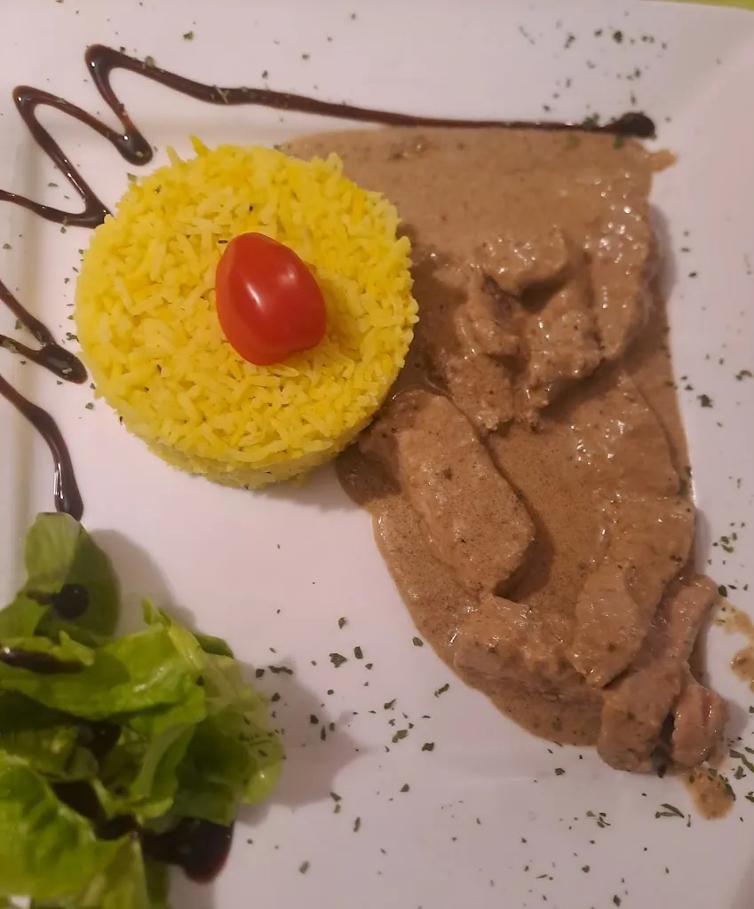 alexis patricia_L'Entre Deux_Saint-Santin-de-Maurs_review