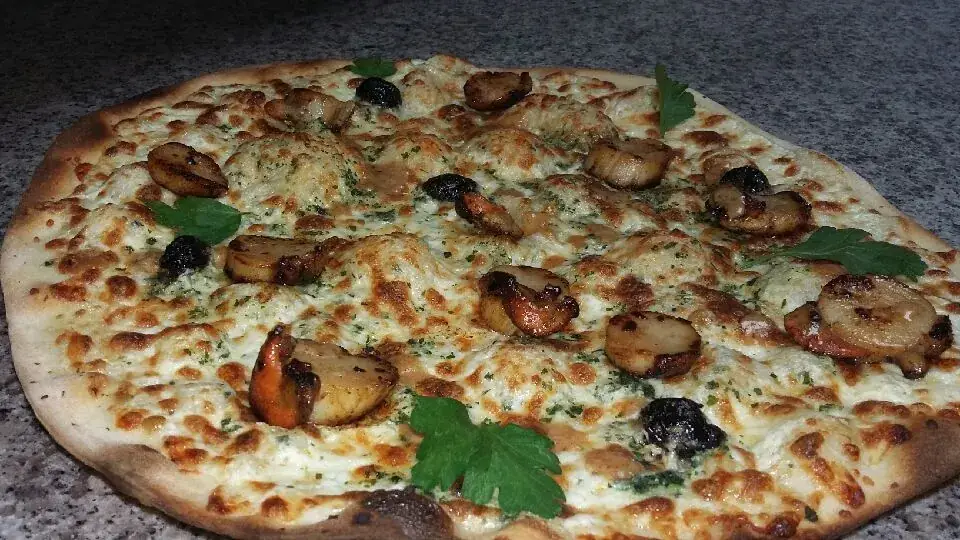 Pizza Des Rosiers_Saint-Julien-les-Rosiers_slider_image_3