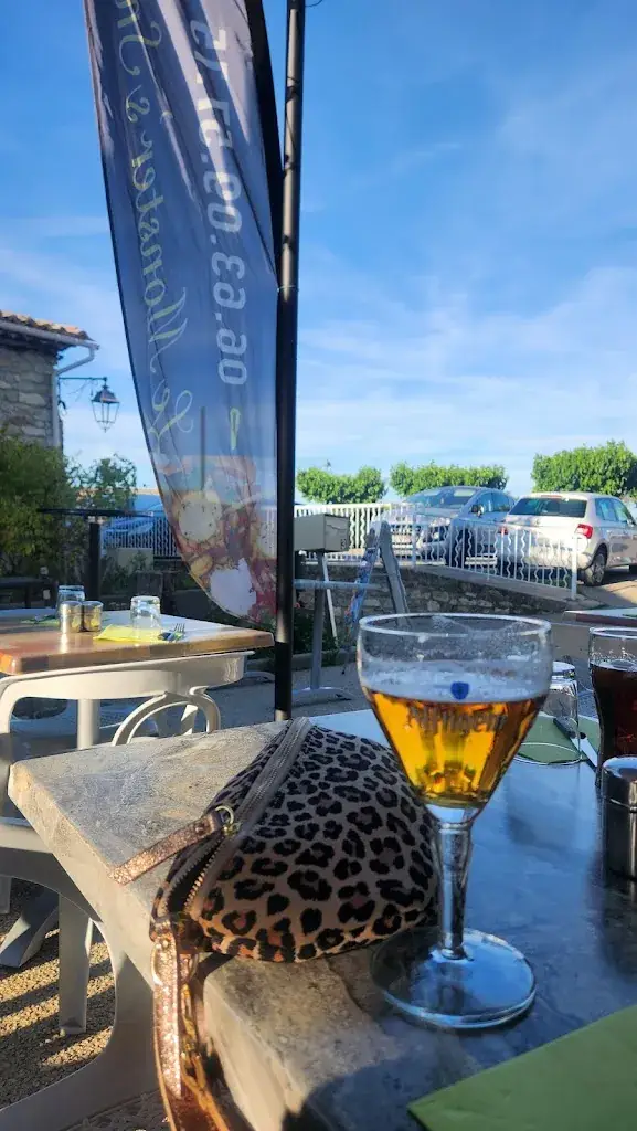 Christelle Marek_Le Monster's_Saint-Julien-de-Peyrolas_review