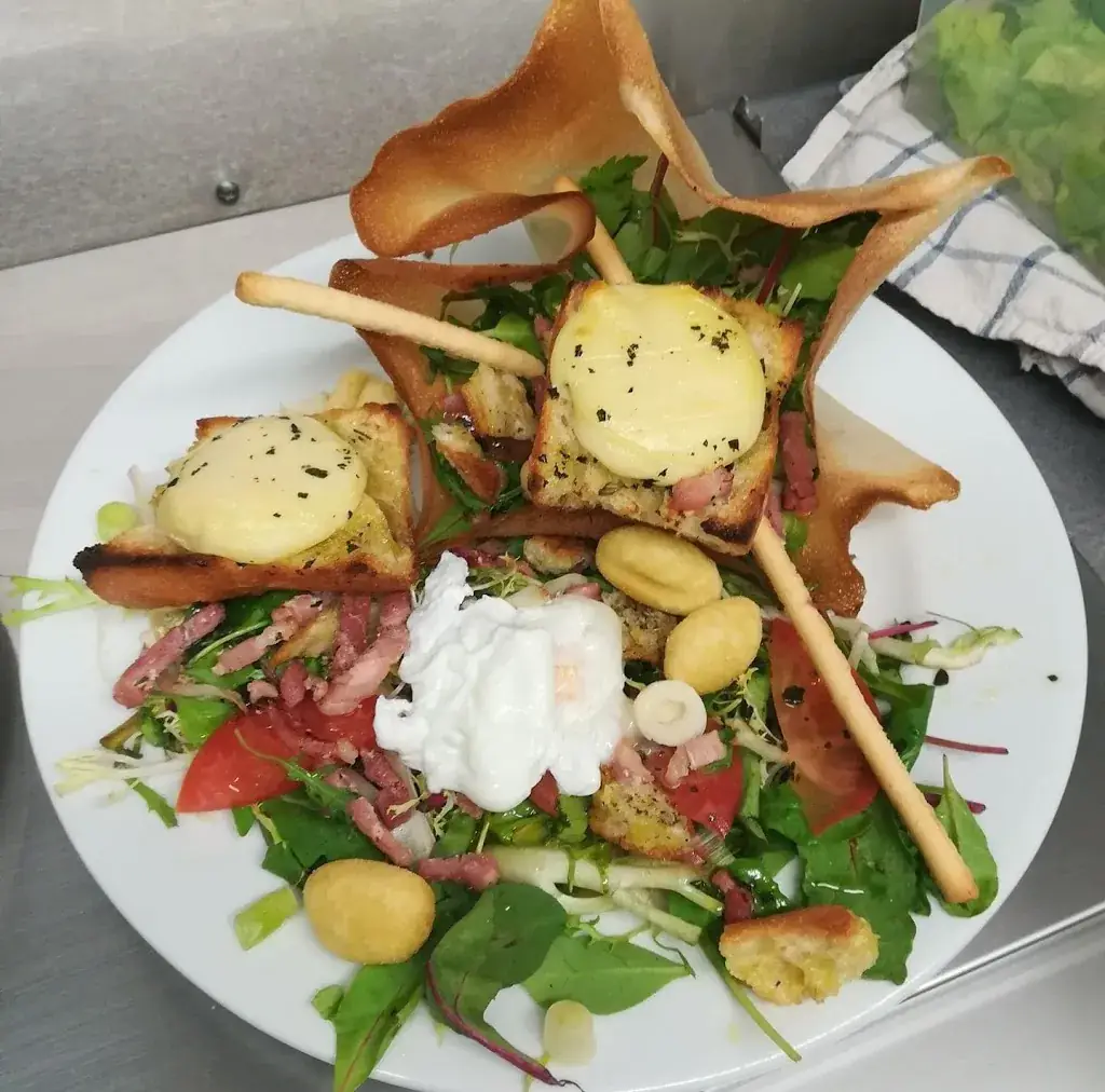 Le Monster's_Saint-Julien-de-Peyrolas_slider_image_2