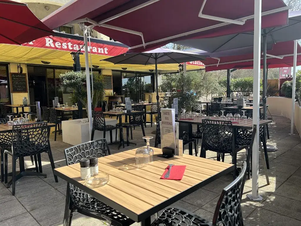 Restaurant le Camargue restaurant in Saint-Martin-d'Ardèche