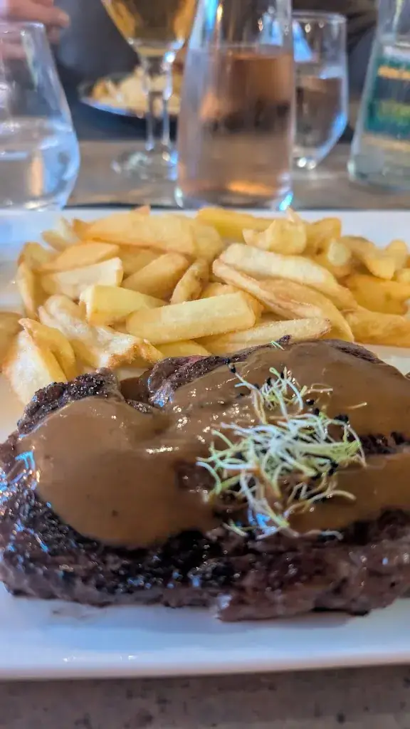 Suzanne_La Paillote_Saint-Martin-d'Ardèche_review