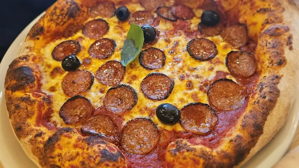 Aurore Fichelle_Les Halles des Gourmands_Saint-Laurent-de-la-Salanque_review