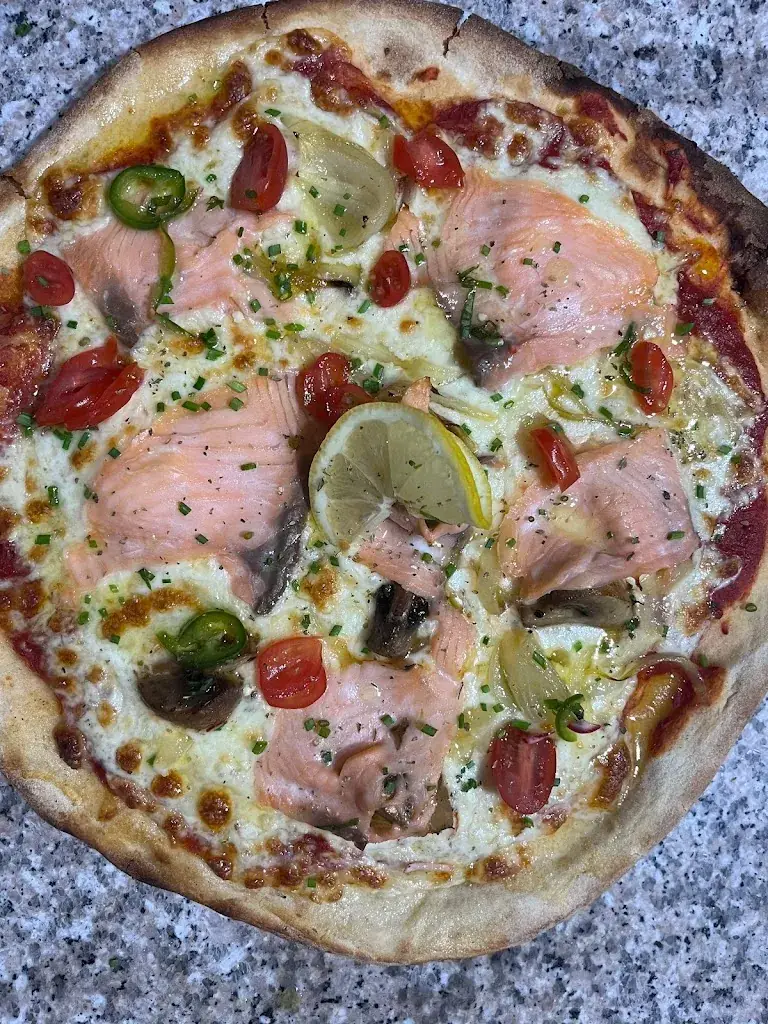 Menu_Pizzeria chez Leo_Saint-Laurent-de-la-Salanque_image_8