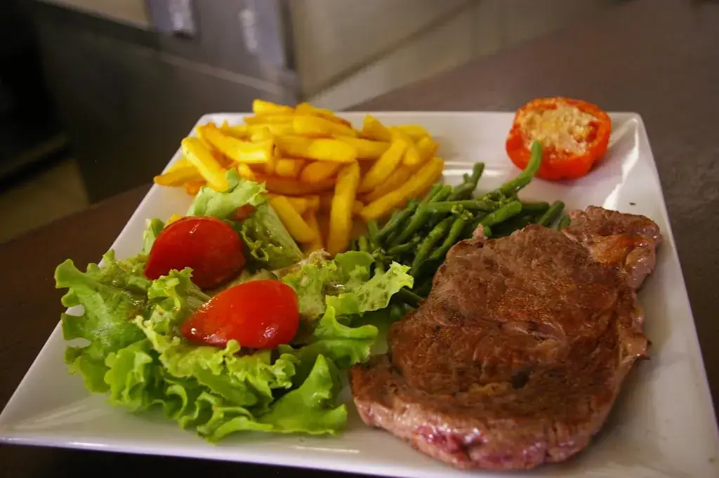 Menu_Restaurant Sous le platane_Saint-Martin-de-Londres_image_4