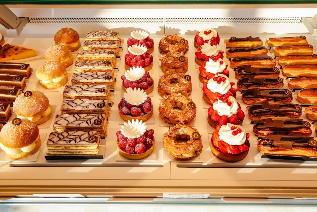 Chez Lucien_Saint-Nauphary_slider_image_2