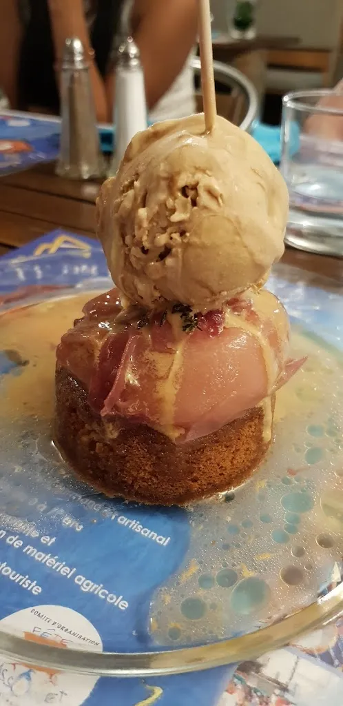 Z_Au dix 31_Saint-Nauphary_review