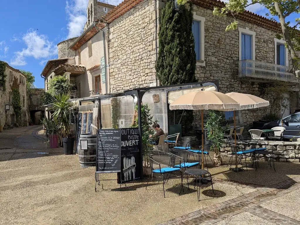 Julien M._Boutique bistrot mon jardin, pas comme les autres.. Cuculles plage !_Saint-Jean-de-Cuculles_review