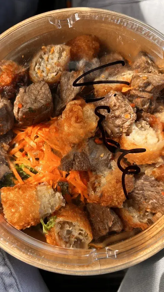 Dvy Djohns_Les Filles du Pic Globe Traiteur_Saint-Mathieu-de-Tréviers_recensione