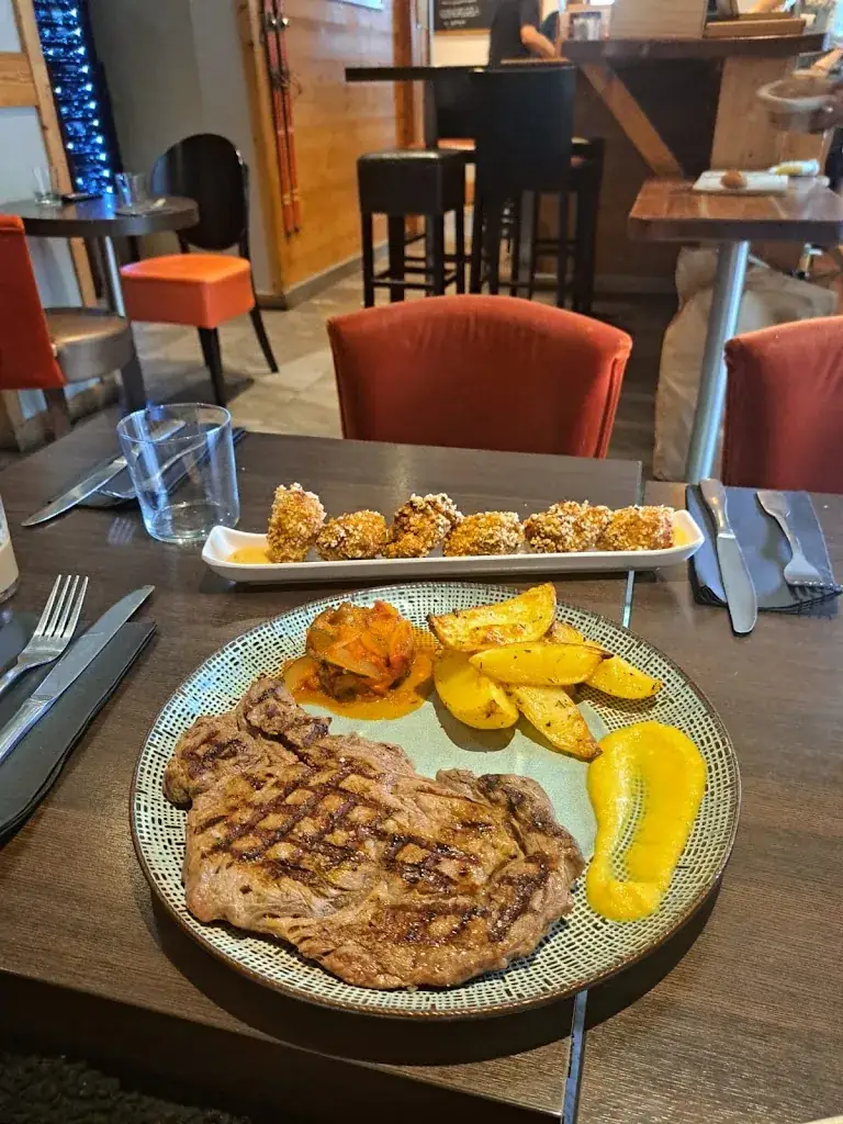 dina_Le Balthazar by Florian DELBURGO_Saint-Lary-Soulan_review