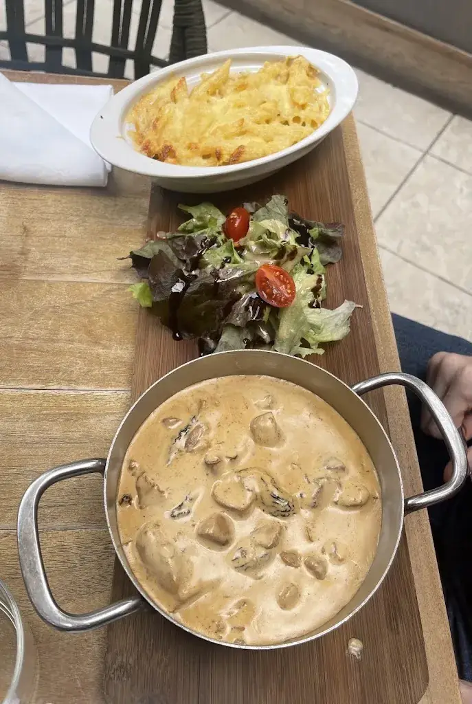 Kseniya_Restaurant Izard Café Central _Saint-Lary-Soulan_review