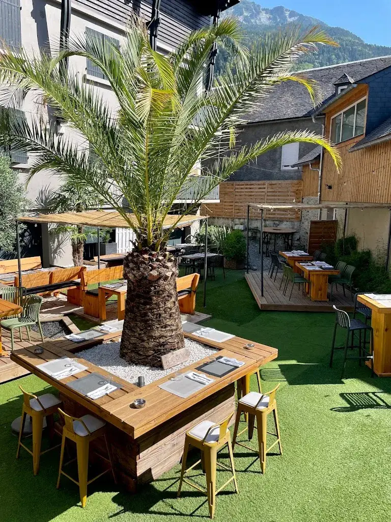 Restaurant Izard Café Central (ICC) restaurant in Saint-Lary-Soulan