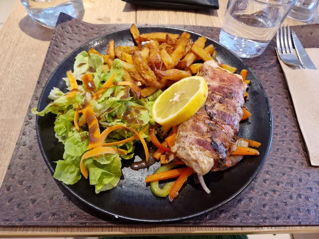 Emma Ngo_La Cantina Local_Saint-Lary-Soulan_review