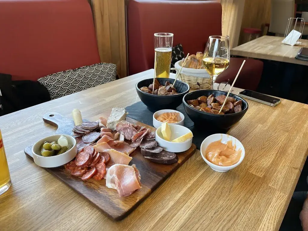 Au balcon_Saint-Lary-Soulan_slider_image_3