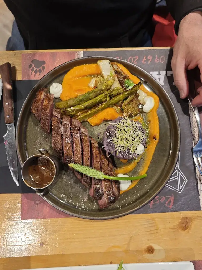 Rou Jiang_La Tute_Saint-Lary-Soulan_review