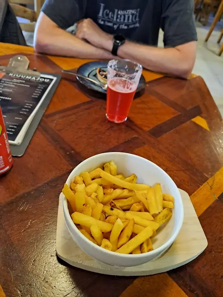 Marcel Scholte_Hospice de Rioumajou_Saint-Lary-Soulan_review